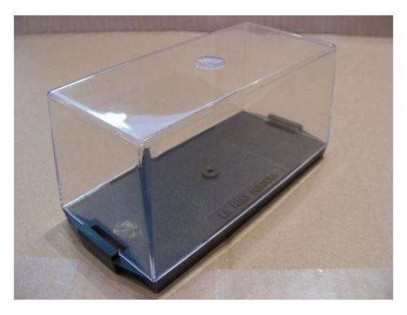 OXA MM03 VETRINETTA 1/43 56 X 122 X 52 MM Modellino