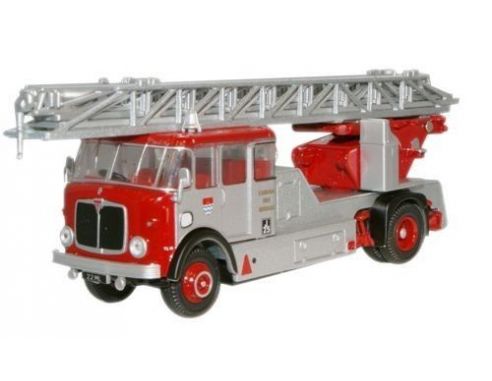 Oxford 76AM001 LONDON FIRE BRIGADE AEC MERC 1/76 Modellino