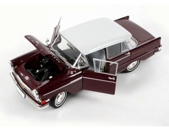 Revell 08492 OPEL KAPITAN 1/18 Modellino
