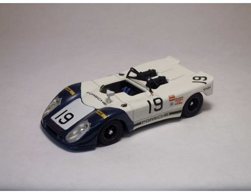 Best Model BT9169 PORSCHE 908/2 FLUND.DAYT.'73 N.19 Modellino