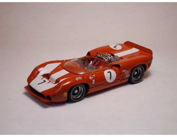 Best Model BT9176 LOLA T70 SPYDER N.7 WINNER CAN-AM RIVERSIDE 1966 J.SURTEES 1:43 Modellino