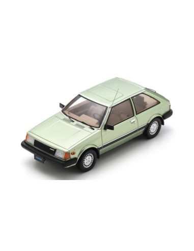 SCHUCO SH450934600 MAZDA FAMILIA 323 1980-84 LIGHT MET.GREEN (PRO.R43) 1:43 Modellino