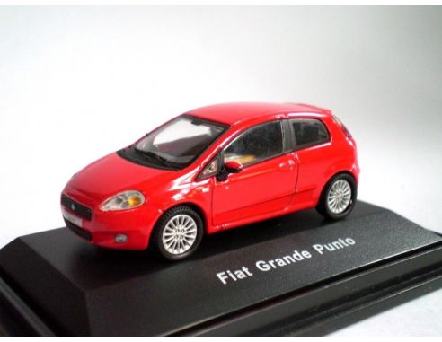 Schuco 3310027 FIAT GRANDE PUNTO 1/72 Modellino
