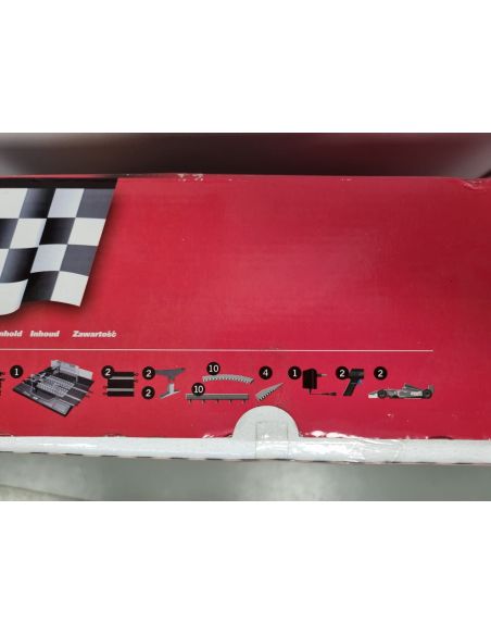 SCX 81030 Circuito C3 F1 Ferrari V Renault con Pit Stop 1:32 scatola rovinata
