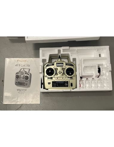 FUTABA 4YF R2004GH 2.4 GHZ DRY RADIOCOMANDO RADIO Box Rovinato
