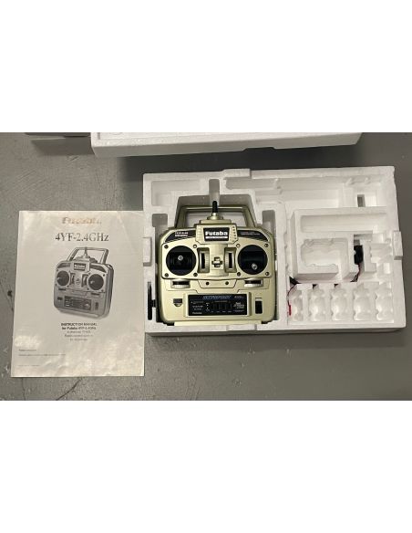 FUTABA 4YF R2004GH 2.4 GHZ DRY RADIOCOMANDO RADIO Box Rovinato