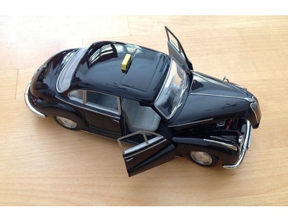 Schuco 5512 BMW 502 TAXI 1954 1/24 Auto 1/24