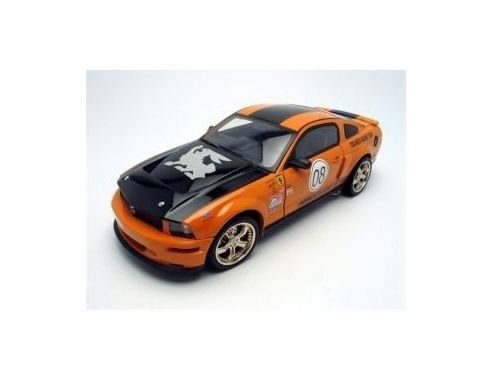 Shelby Collectibles 8TR02 SHELBY MUSTANG TERLINGUA 2008 1/18 Modellino
