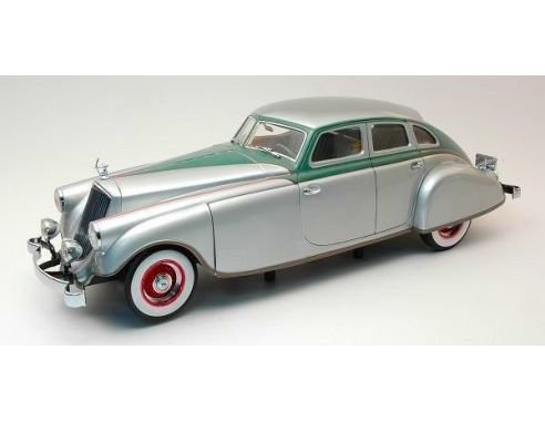 Signature SIGN18136 PIERCE ARROW 1933 SILVER/GREEN 1:18 Modellino