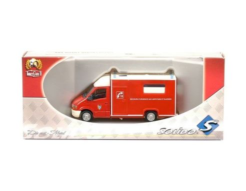 Solido 3153 RENAULT MASTER CON CELLA 1/50 Modellino