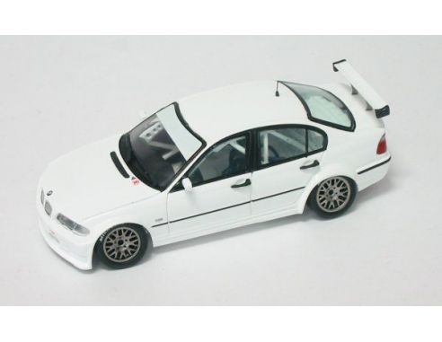 Spark Model S0400 BMW 320 I SUPER 2000 WHITE 1:43 Auto Stradali