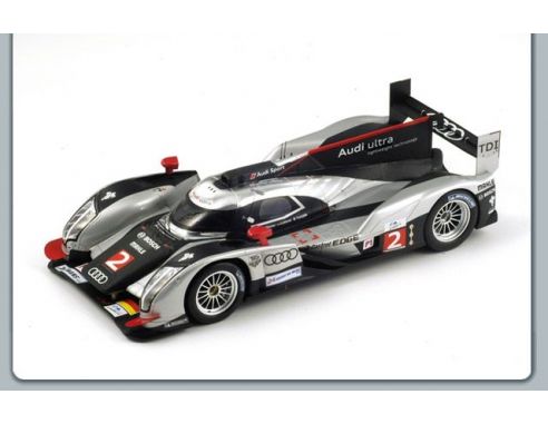 Spark Model S18LM11 AUDI R18 N.2 WINNER LM 2011 FASSLER/LOTTERER/TRELUYER 1:18 Modellino