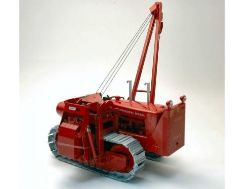 SpecCast SPEC1534 INTERNATIONAL CINGOLI POSATUBI 1:25 Modellino