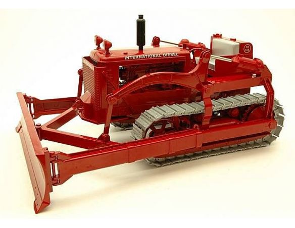 SpecCast SPEC156 INTERNATIONAL TD 14 CRAWLER 1:16 Mezzi Industriali