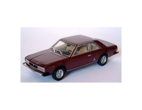 Starline STR50893 FIAT 130 COUPE' 1971 AMARANTO 1:43 Modellino