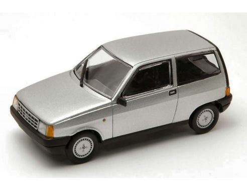 Starline STR50914 AUTOBIANCHI Y 10 1985 SILVER 1:43 Modellino