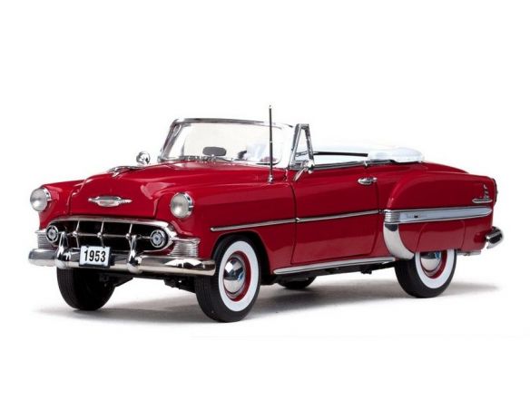SunStar SS1620 CHEVROLET BEL AIR OPEN CONVERTIBLE 1953 TARGET RED 1:18 Modellino