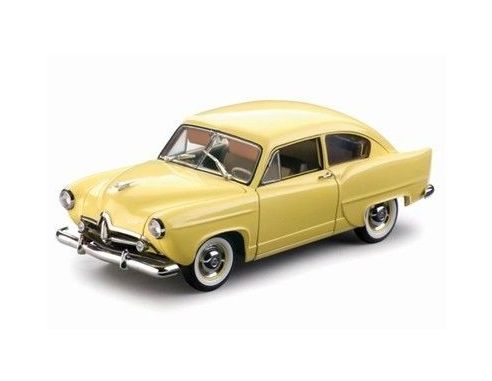 SunStar SS5091 KAISER HENRY 1951 YELLOW CREAM 1:18 Modellino
