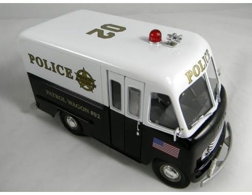 Tin's Manufactured 79202 FORD VAN POLICE BLACH/WHITE + LUCI Modellino
