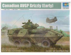 Trumpeter TP1502 CANADIAN GRIZZLY  6x6 APC KIT 1:35 Modellino