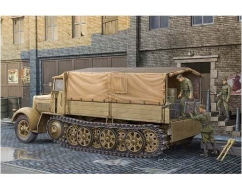 TRUMPETER 01507 GERMAN SD.KFZ.7 MITTLERE ZUGKRAFTWAGEN 8T LATE Modellino