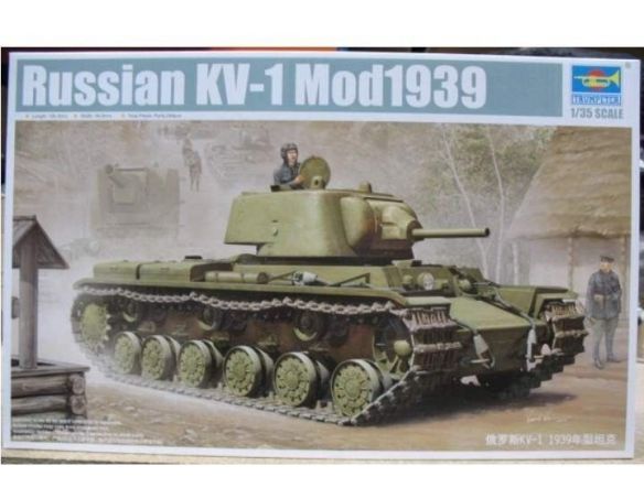 Trumpeter TP1561 CARRO KV-1 1939 KIT 1:35 Modellino