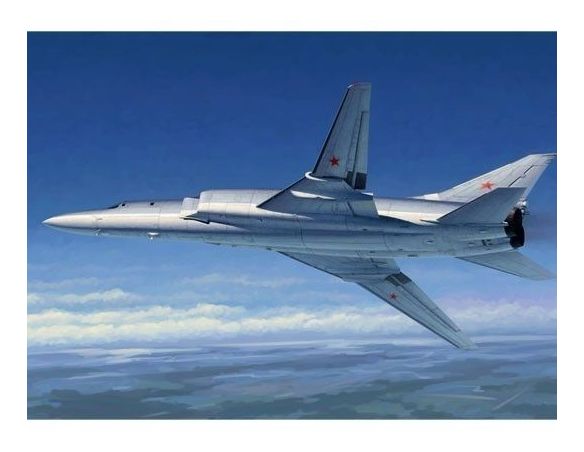 TRUMPETER 01655 TU-22M2 BACKFIRE B STRATEGIC BOMBER Modellino
