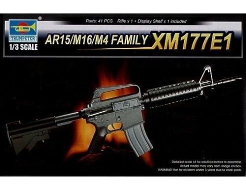 TRUMPETER 01902 AR15/M16/M4 FAMILY XM177E1 Modellino