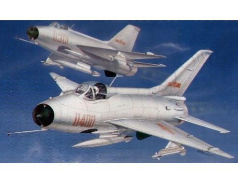 TRUMPETER 02216 CHINESE F-7II Modellino