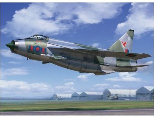 TRUMPETER 02281 ENGLISH ELECTRIC BAC LIGHTNING F.2A/F.6 Modellino