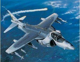 Trumpeter TP2285 AEREO ATTACK ARRIER II KIT 1:32 Modellino