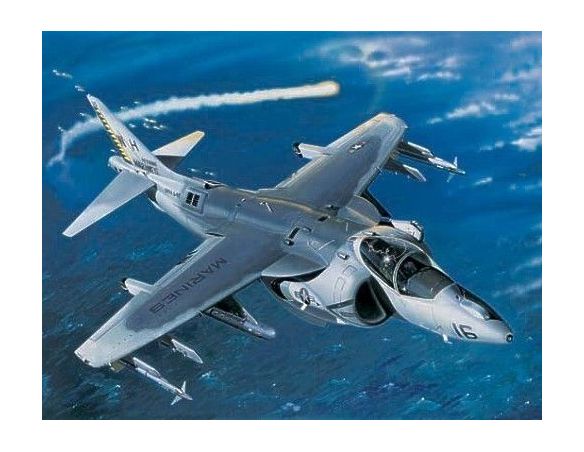 Trumpeter TP2285 AEREO ATTACK ARRIER II KIT 1:32 Modellino