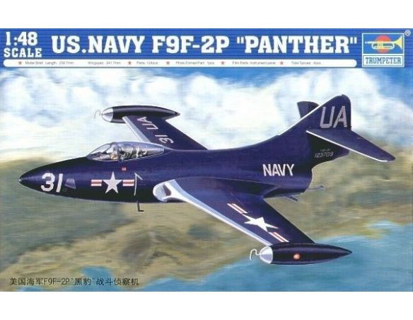 TRUMPETER 02833 US NAVY F9F-2P PANTHER Modellino