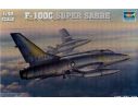 TRUMPETER 02838 F-100 C SUPER SABRE Modellino
