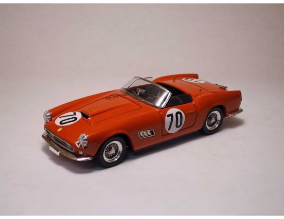 Art Model AM0076 FERRARI 250 CALIFORNIA N.70 9th 12H SEBRING 1959 H.HIVELY-R.GHINTER 1:43 Modellino