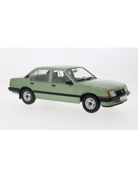 MODELCARGROUP MCG18458 OPEL ASCONA C 1981 GREEN 1:18 Modellino