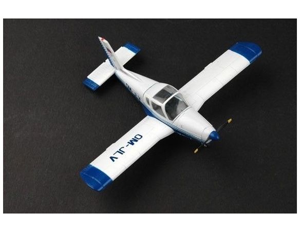 TRUMPETER 36435 Z-42 AIRCRAFT Modellino