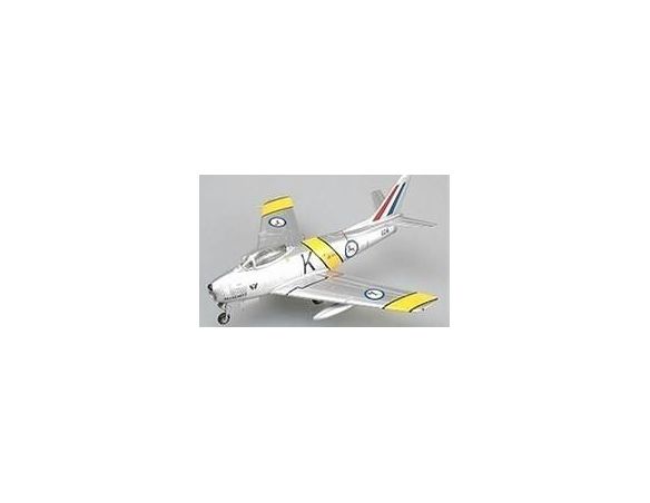 TRUMPETER 37100 F-86F-30 KOREAN WAR Modellino