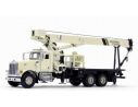 TWH Movimento Terra 048-01035 NATIONAL CRANE 1300H 1/50 IVORY ON Automezzo 1/50