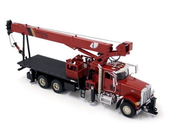 TWH Movimento Terra 048-01037 NATIONAL CRANE 1300H 1/50 RED ON Automezzo 1/50