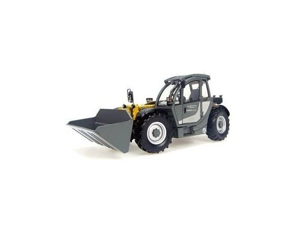 Universal Hobby 8061 KRAMER 4507 + PALA 1/32 Automezzi 1/32