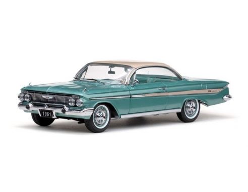 Vitesse 02105 CHEVELLE IMPALA SPORT COUPE 1/18 Modellino