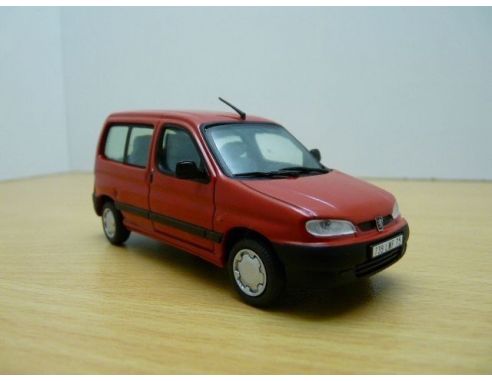 Vitesse V98049 PEUGEOT PARTNER WEEKEND RED Modellino