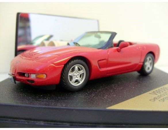 Vitesse V98086 CHEVROLET CORVETTE 1998 Modellino