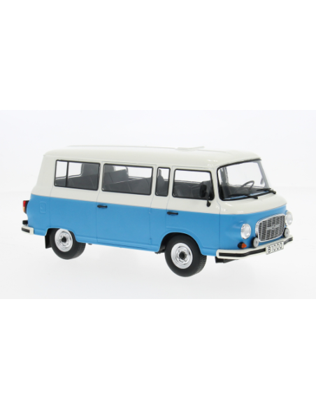 WHITEBOX WB124253 BARKAS B-1000 BUS 1970 LIGHT BLUE/WHITE 1:24 Modellino