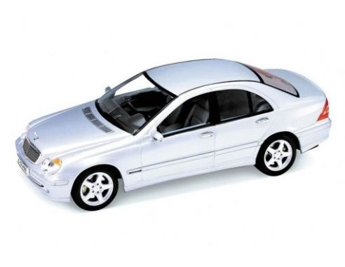 Welly WE1200 MERCEDES C CLASS 2002 SILVER 1:18 Modellino