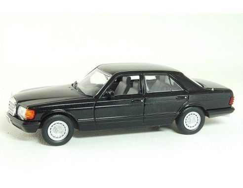 White Box 013 MERCEDES-BENZ 500SE 1979 BLACK 1/43 Modellino