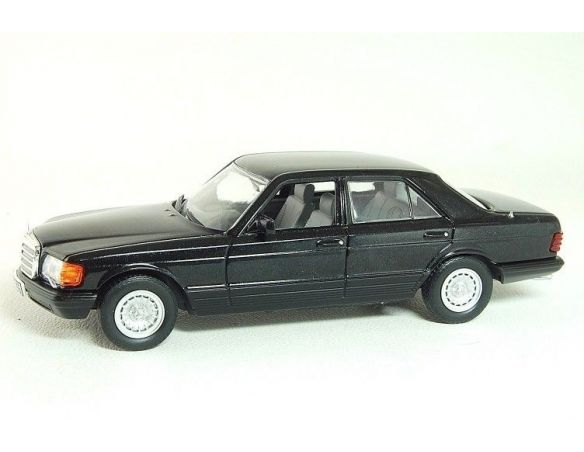 White Box 013 MERCEDES-BENZ 500SE 1979 BLACK 1/43 Modellino