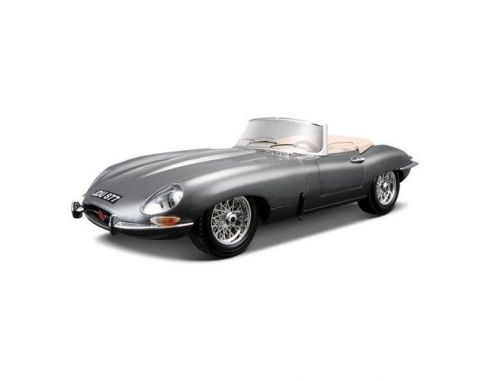 Bburago 12046 JAGUAR E CABRIOLET 1961 1/18 Modellino