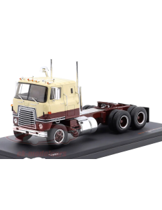 Ixo model INTERNATIONAL TRANSTAR COE 1965 BEIGE/BROWN 1:43 Modellino
